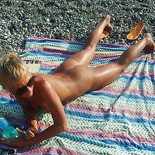 Nude amateurs  photography at all