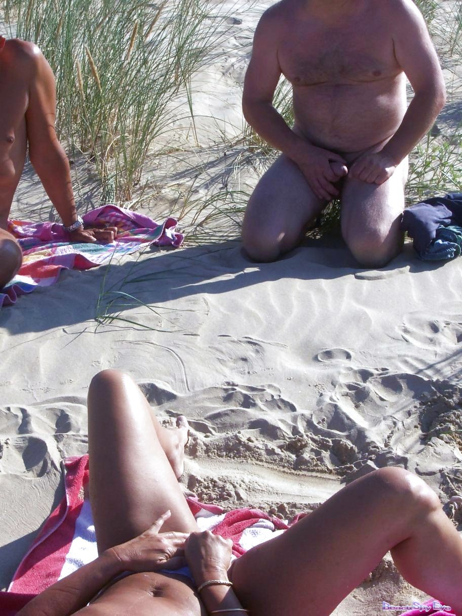 Nude Beaches Pics Concupiscent naturists having sex  Photo 1