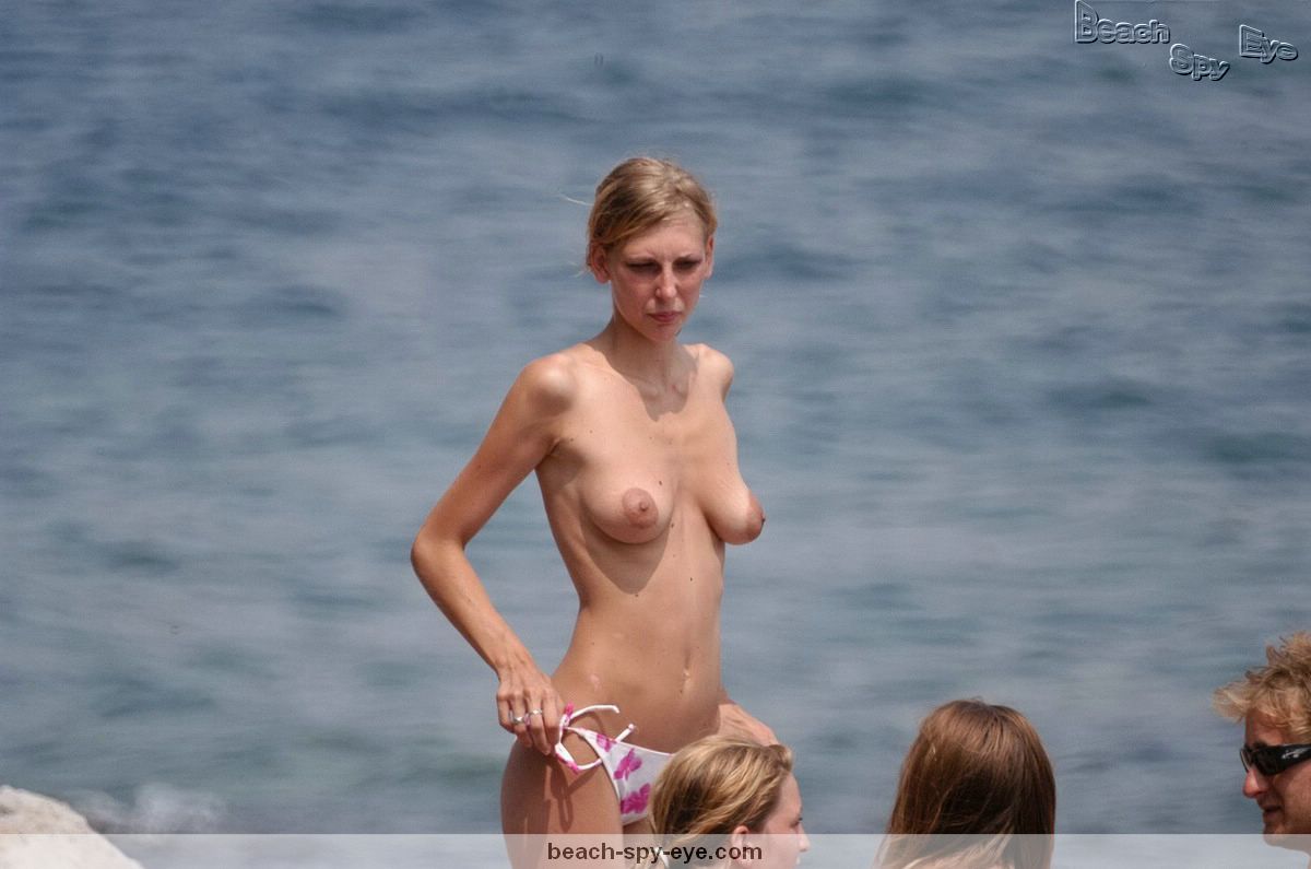 Nude Beaches Pics Photos be useful to naturist girls at beach -.. Photo 1