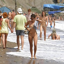 Naked readily obtainable beach - voyeur photos