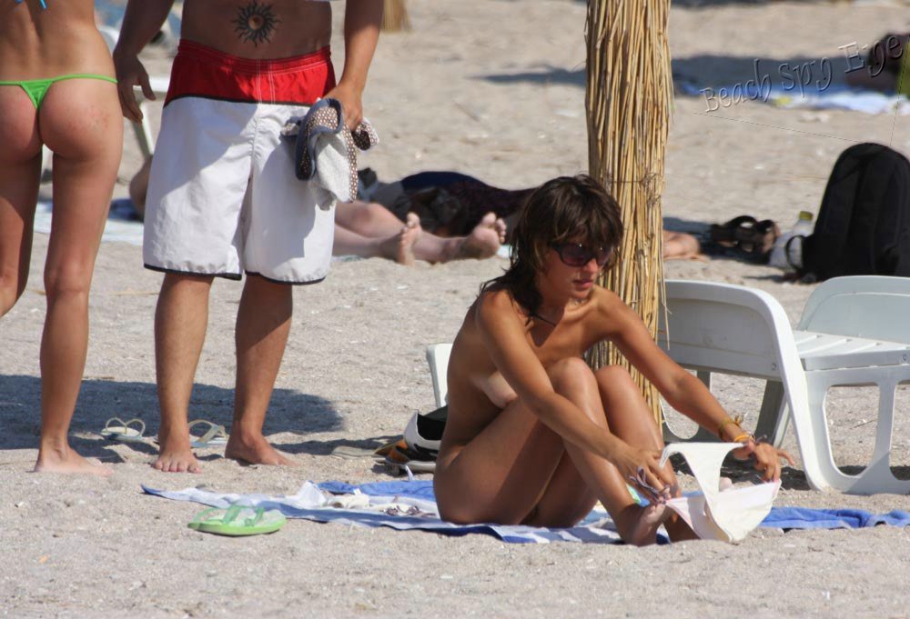 Nude Beaches Pics Nude outdoor voyeur pictures Image 3