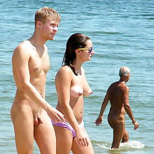  Lovable nudist females's booty, pussy, tities, at plage..