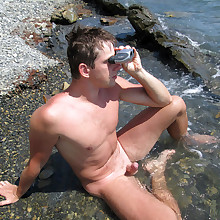 Tempting nudist ladies's breasts, pubis, pussy, nipples, on beach at nudist photos..