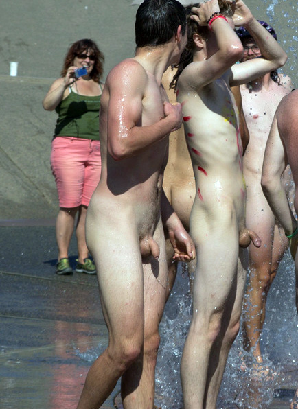 Nudist Photos Nudist Littoral Picture 2