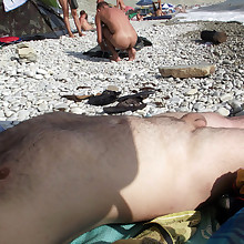  Sexy damsels's pussy, booty, breasts, nipples, at plage..