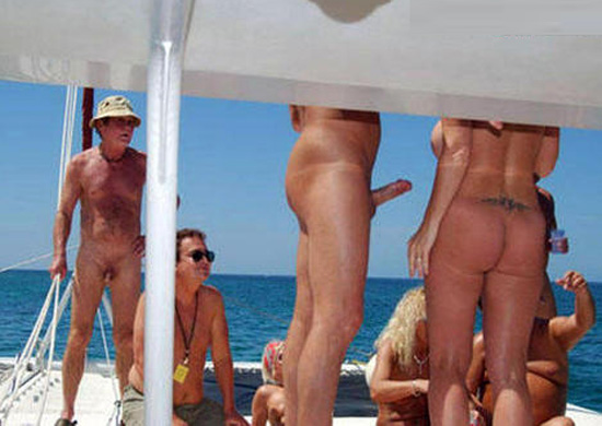 Nudist Photos  Delightful girls's pubis, nipples, boobs,.. Photo 1