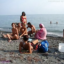 image nudist_beach_fest_neptune-285-L8wL
