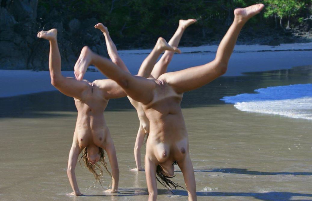 Bare Nudist Dreams Girls without swimsuits and panties on the beach Image 3