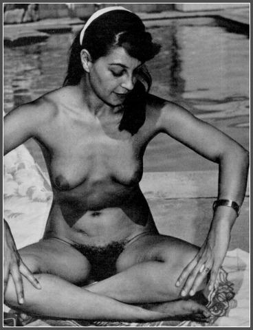 Vintage nudist  Retro vintage graceful bare wives's legs,.. Image 3