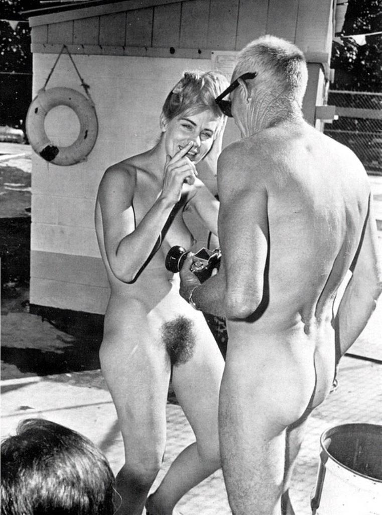 Vintage nudist  Vintage tempting nudist wives's fanny, booty,.. Record 10