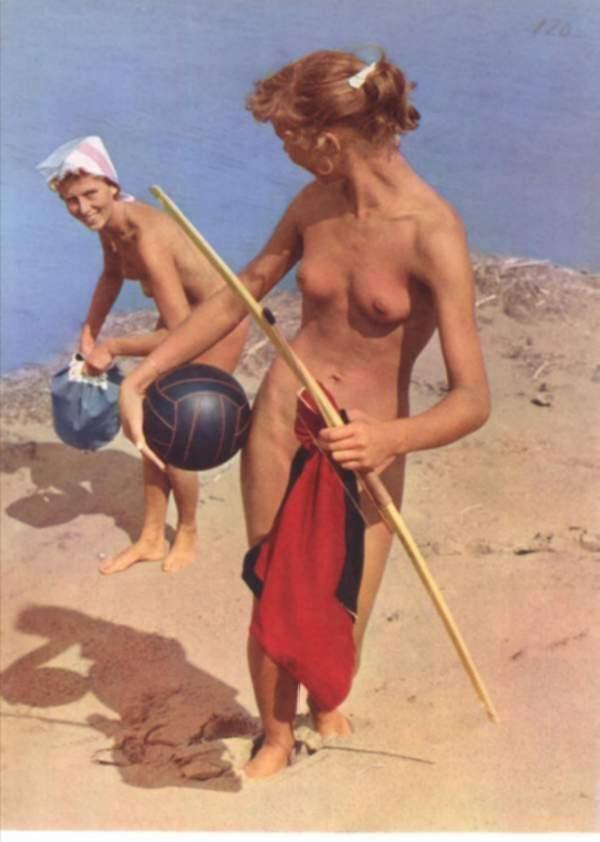 Vintage nudist  Retro vintage lovable naturist girls's fanny,.. Entry 9