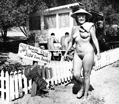 Vintage nudist  Vintage retro pretty bare damsels's booty,.. Image 3