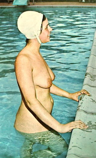 Vintage nudist  Retro good-looking naturist girls's tits,.. Photo 1
