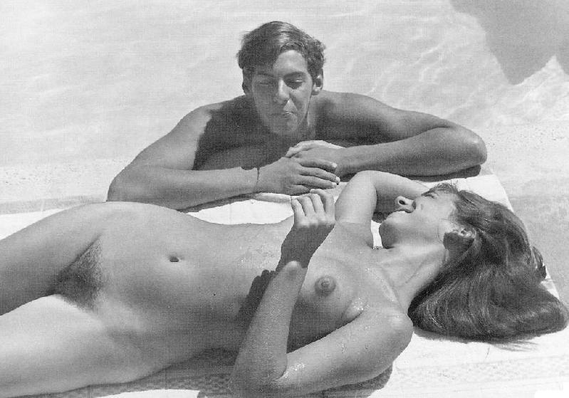 Vintage nudist  Vintage lovable females's faces, pubis, legs,.. Record 10