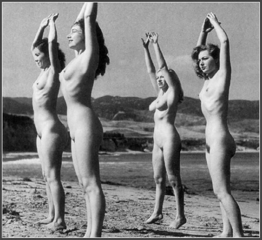 Vintage nudist  Retro vintage good-looking females's booty,.. Record 10