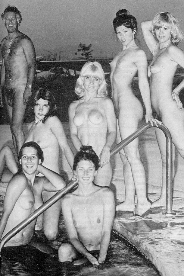 Vintage nudist  Retro alluring bare females's faces, tities,.. Picture 2