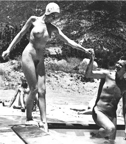 Vintage nudist  Retro lovely stripped maidens's legs, pubis,.. Image 3
