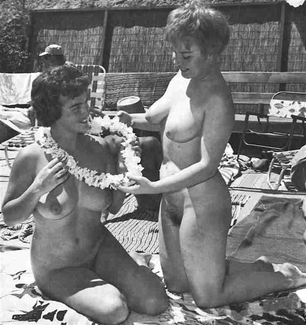 Vintage nudist  Vintage retro tempting stripped ladies's.. Image 8