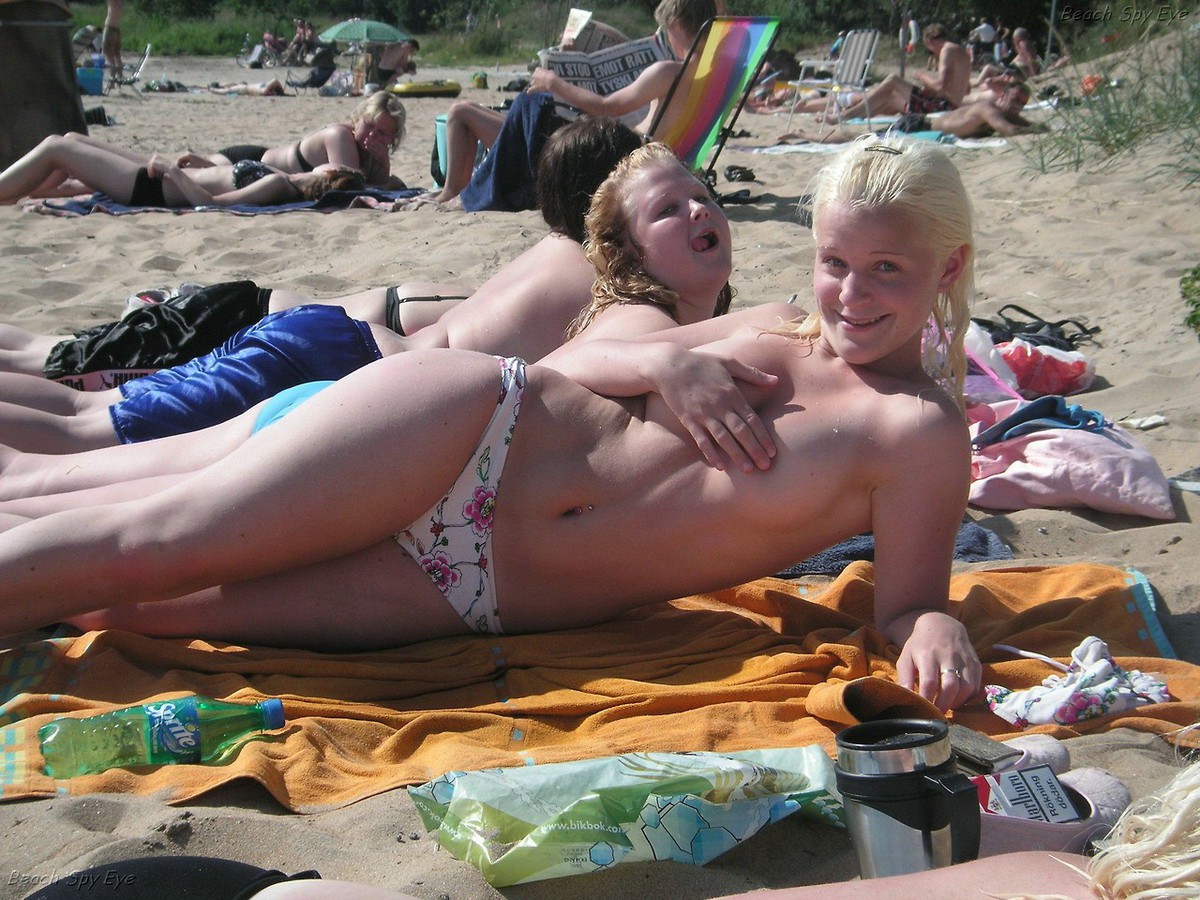 Nude Beaches Pics delicious teenage females fully exposes  in.. Photo 1