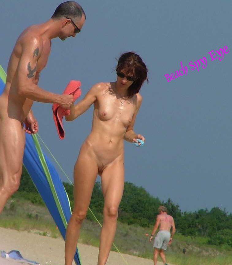 Nude Beaches Pics Meagre on beaches - Ginger-haired girl.. Photo 1