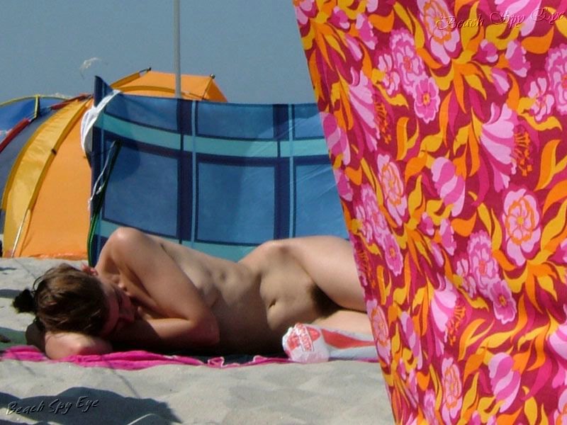 Nude Beaches Pics Bared on beaches - Bared on seaside -.. Photo 1