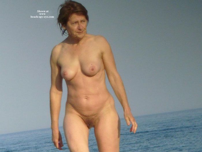 Nude Beaches Pics Undisguised on the top of beaches - Undisguised.. Photo 1