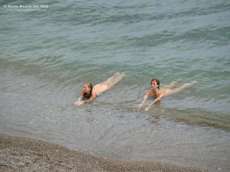 Amateurs Beach Bare  Bared nudists superior to before squeeze in in.. Photo 1