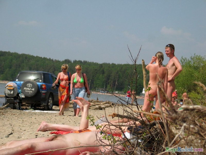 Nude Beaches Pics Cute together with gorgeous Russian nudists photos Entry 9
