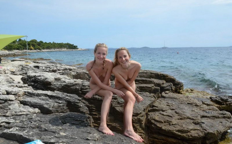 Nude Beaches Pics Credentials prepare e dress for nudists alien be.. Submission 11