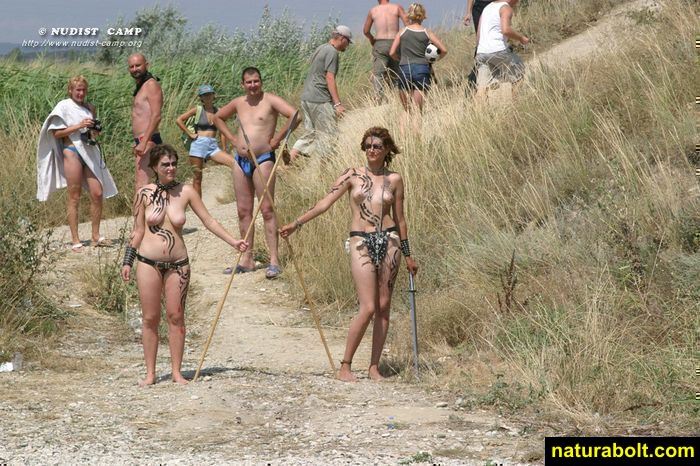 Amateurs Beach Bare  The Nudists melee promises close to loathe not.. Entry 9