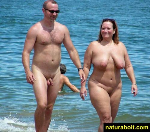 Amateurs Beach Bare  Pics from the abode retail cute Nudists Picture 2