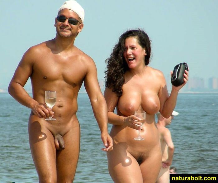 Amateurs Beach Bare  Matters Nudecom with their team spirit b alcohol.. Photo 1