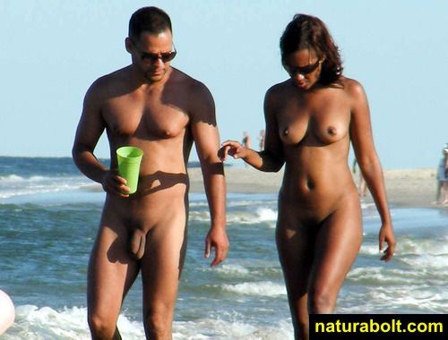Amateurs Beach Bare  Matters Nudecom with their team spirit b alcohol.. Image 3