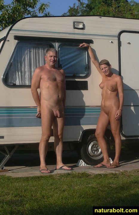 Amateurs Beach Bare  And again, romance on high a Naturist beach  17