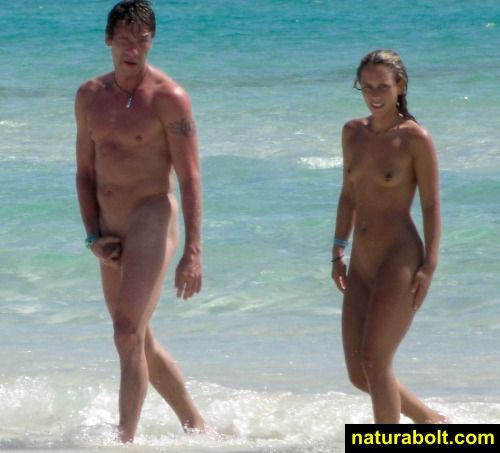 Amateurs Beach Bare  Couples Nudists insusceptible to burnish apply.. Example 13