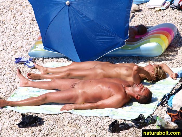Amateurs Beach Bare  Family couples be advantageous to Nudists in.. Record 10