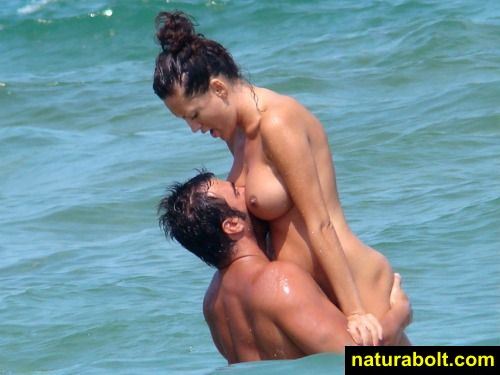 Amateurs Beach Bare  Every pure Nudists and naturists images Picture 2