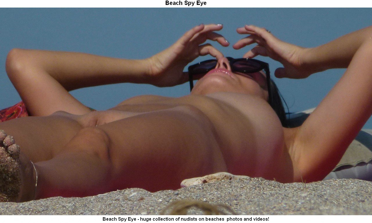 Nude Beaches Pics Nudist beach photos - obscene nudists flirts.. Picture 2