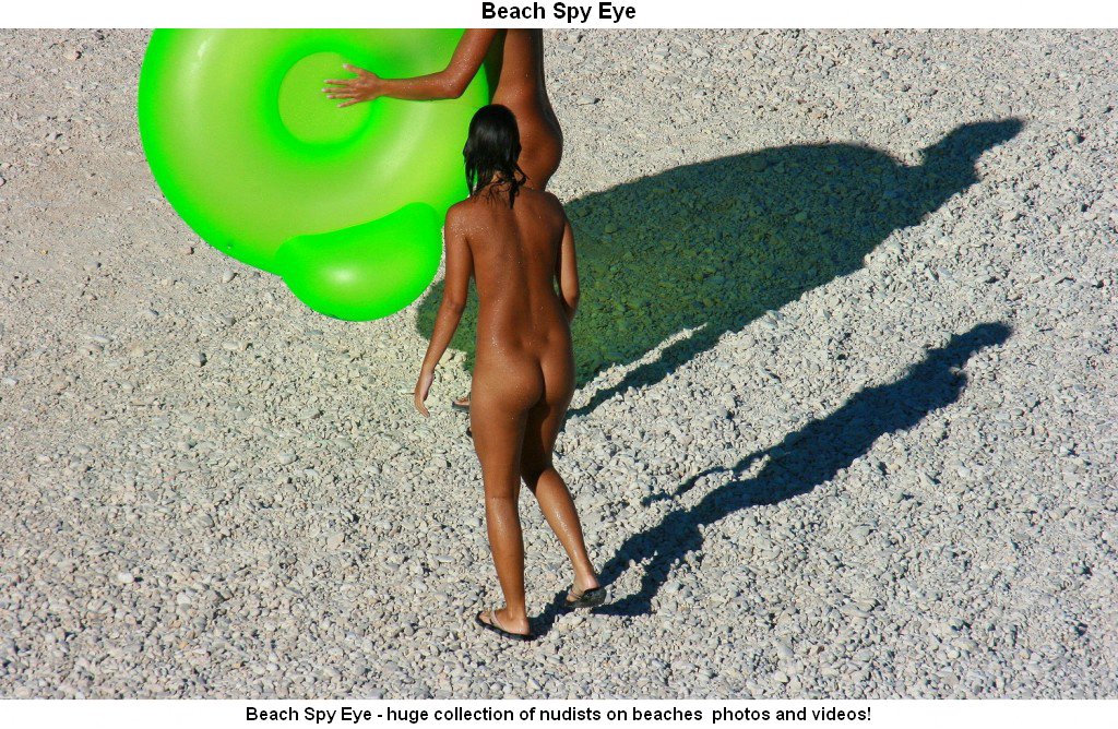 Nude Beaches Pics Nudist beach photos - beautiful naked girls.. Picture 2