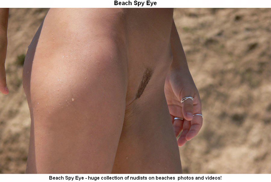 Nude Beaches Pics Nudist beach photos - sunburned nudist babes.. Photo 1