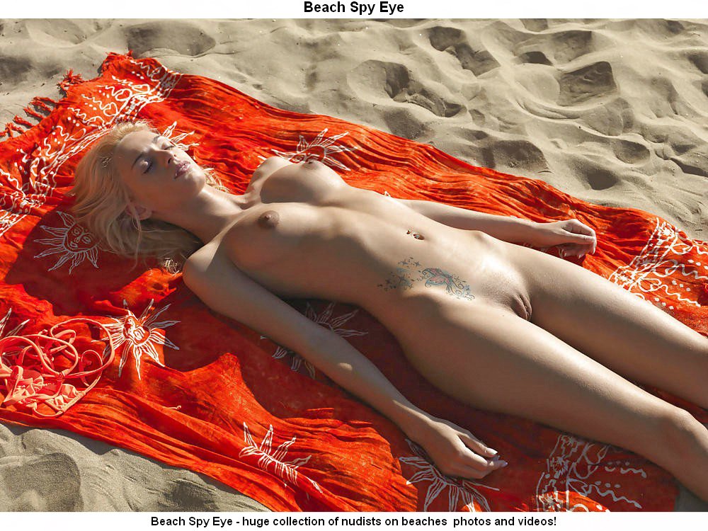 Nude Beaches Pics Nudist beach photos - With bald pussy female.. Image 3