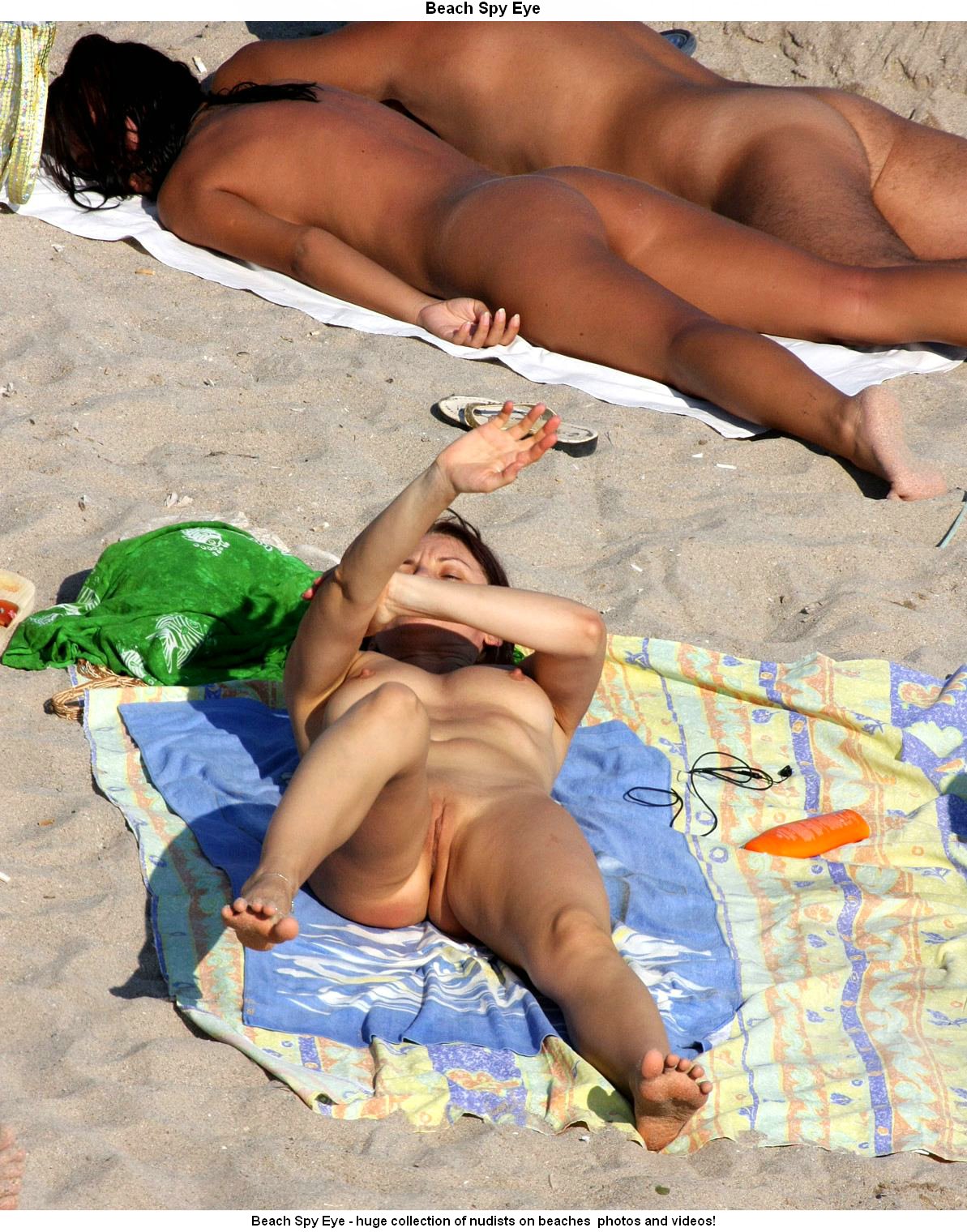 Nude Beaches Pics Nudist beach photos - beautiful girl nudists lie.. Image 8